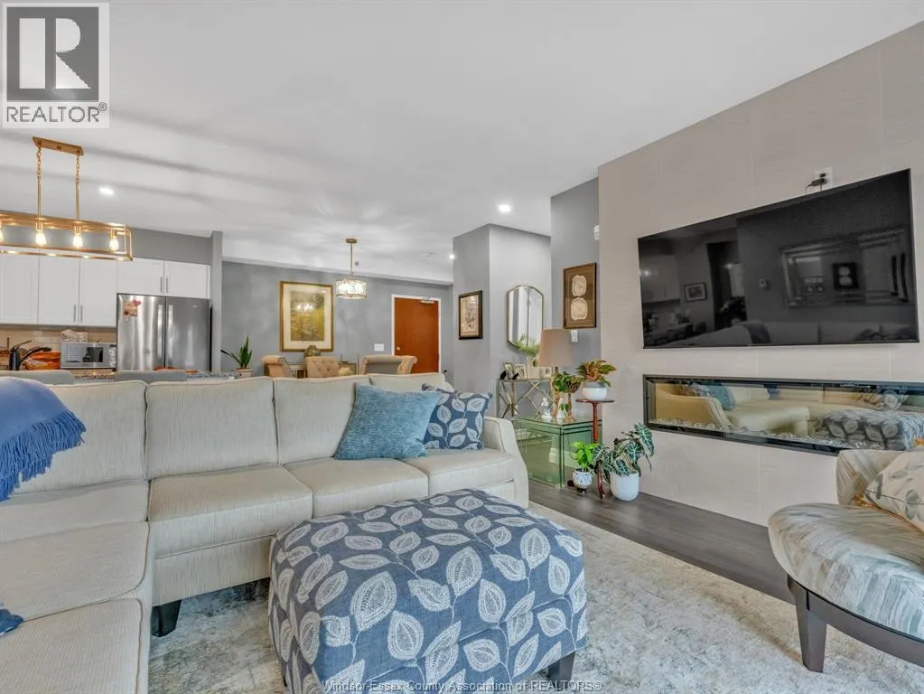 6 PARK Unit# 205