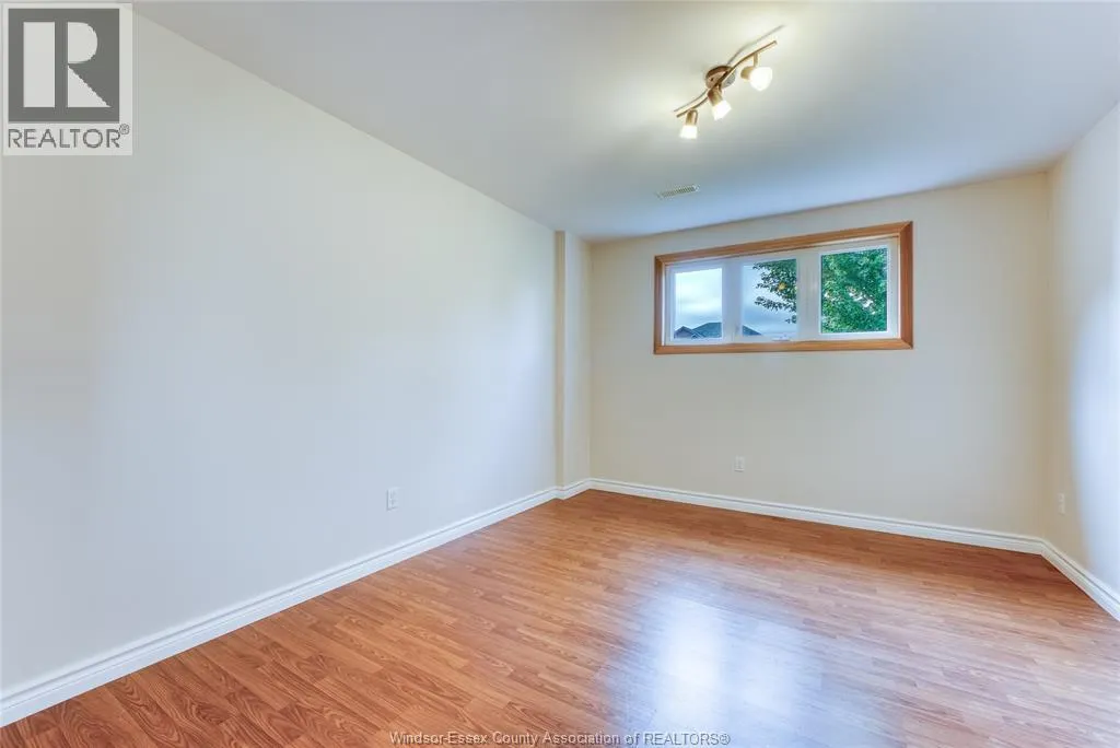 879 WESTWOOD