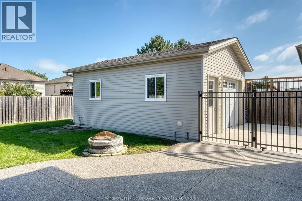 879 WESTWOOD