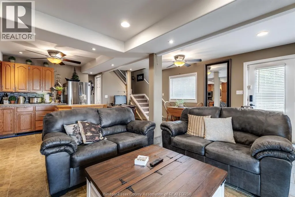 170 Lakeshore ROAD