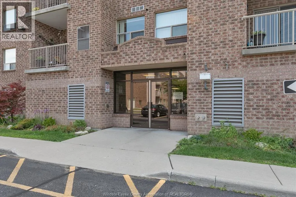 8335 WYANDOTTE STREET East Unit# 108