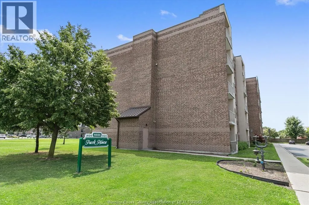8335 WYANDOTTE STREET East Unit# 108