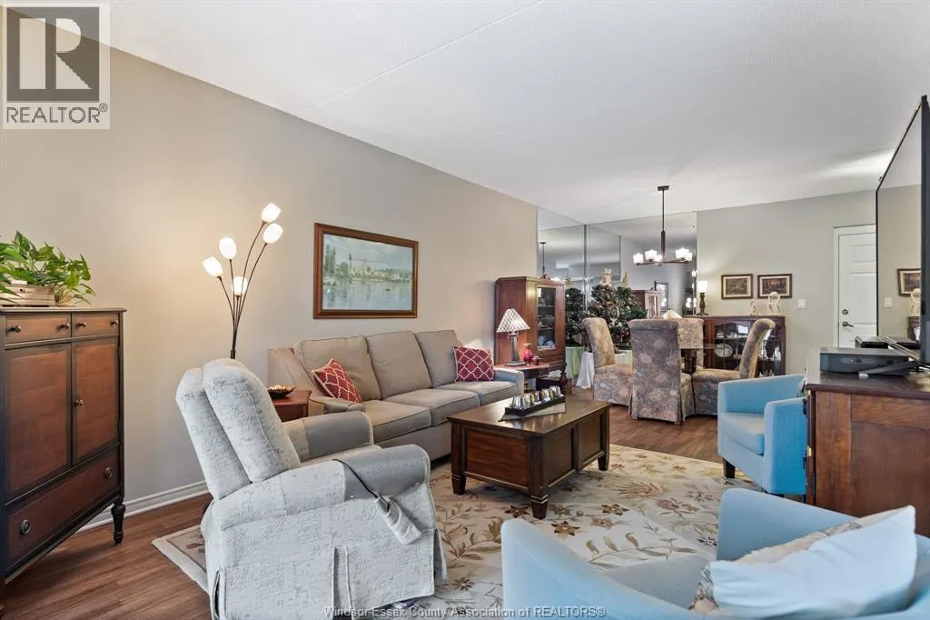 8335 WYANDOTTE STREET East Unit# 108