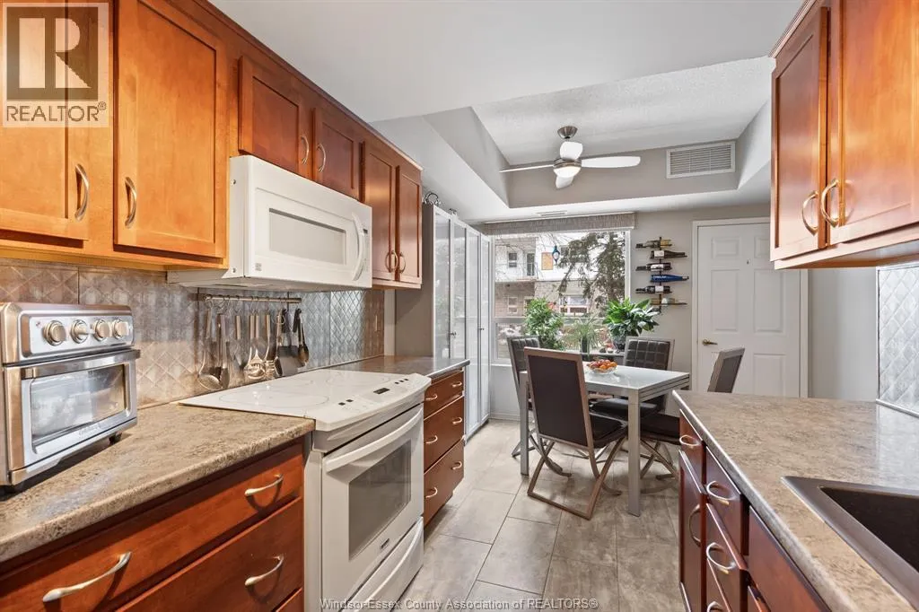 8335 WYANDOTTE STREET East Unit# 108