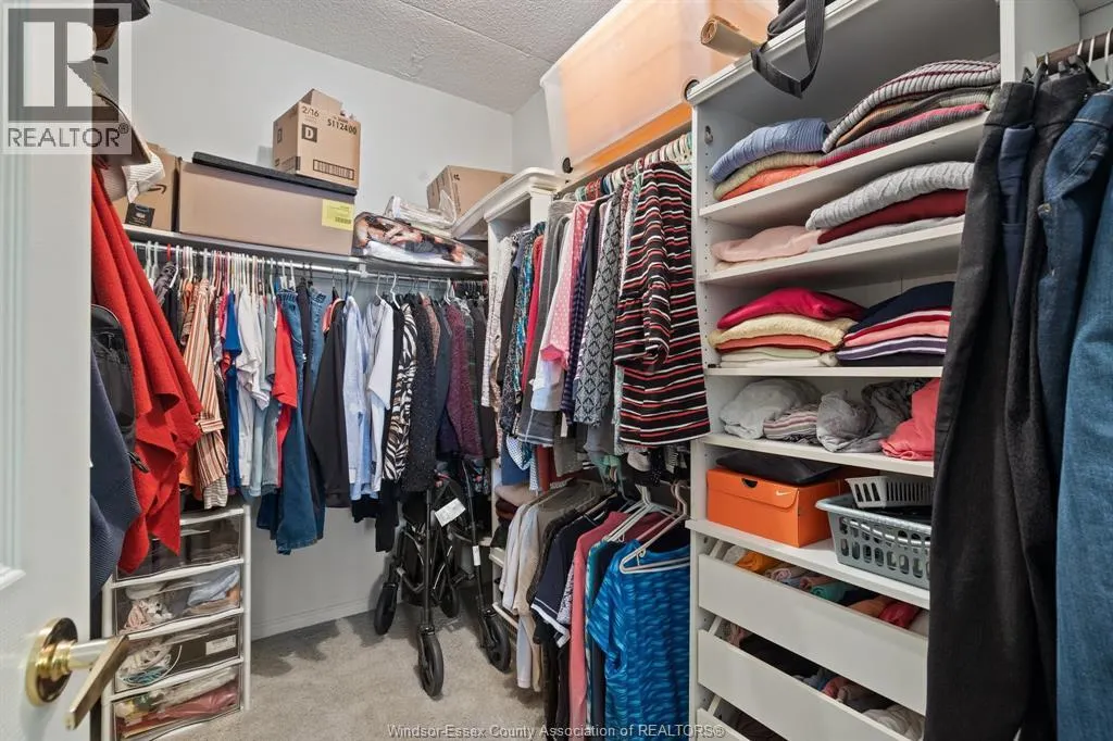 8335 WYANDOTTE STREET East Unit# 108