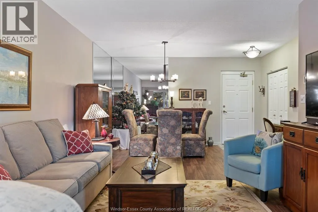 8335 WYANDOTTE STREET East Unit# 108