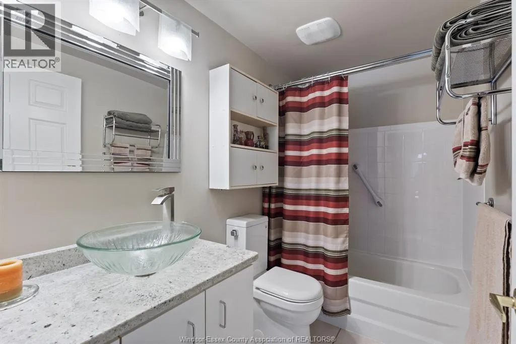 8335 WYANDOTTE STREET East Unit# 108