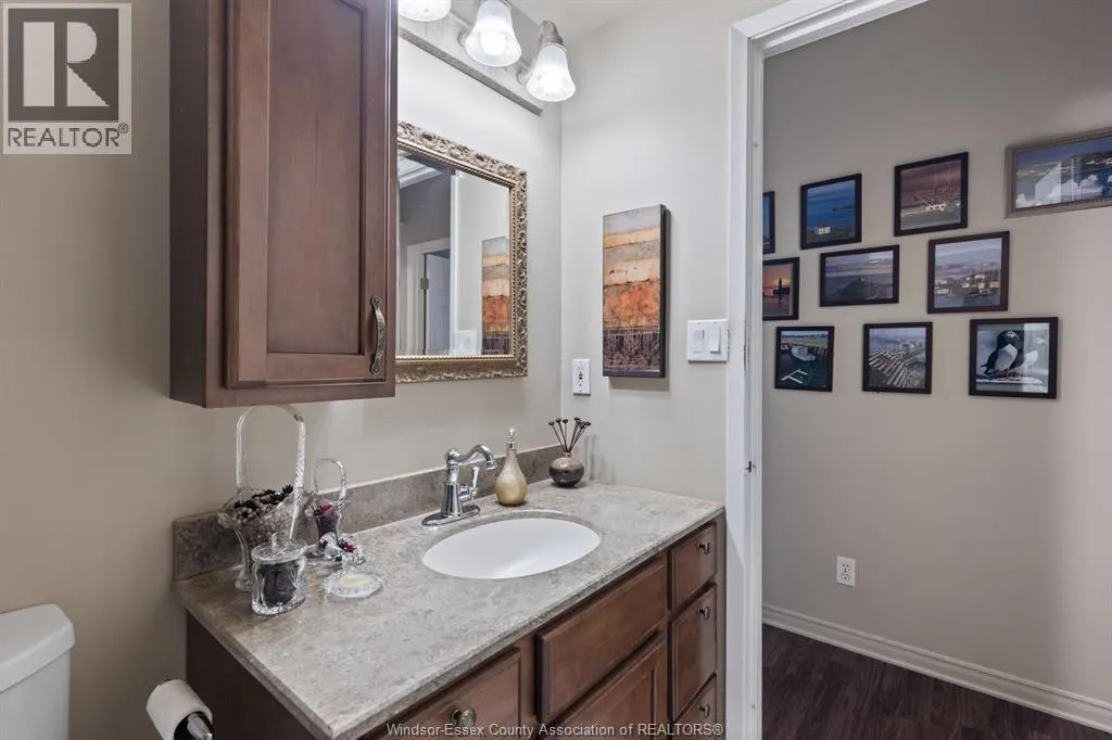 8335 WYANDOTTE STREET East Unit# 108
