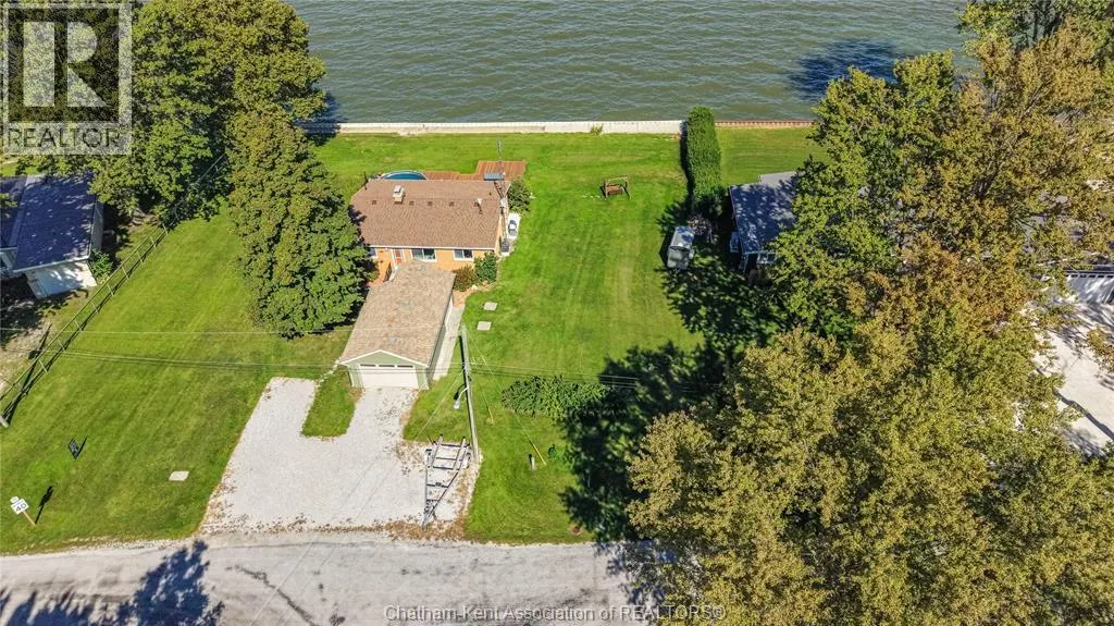 85 ISLAND CRESCENT