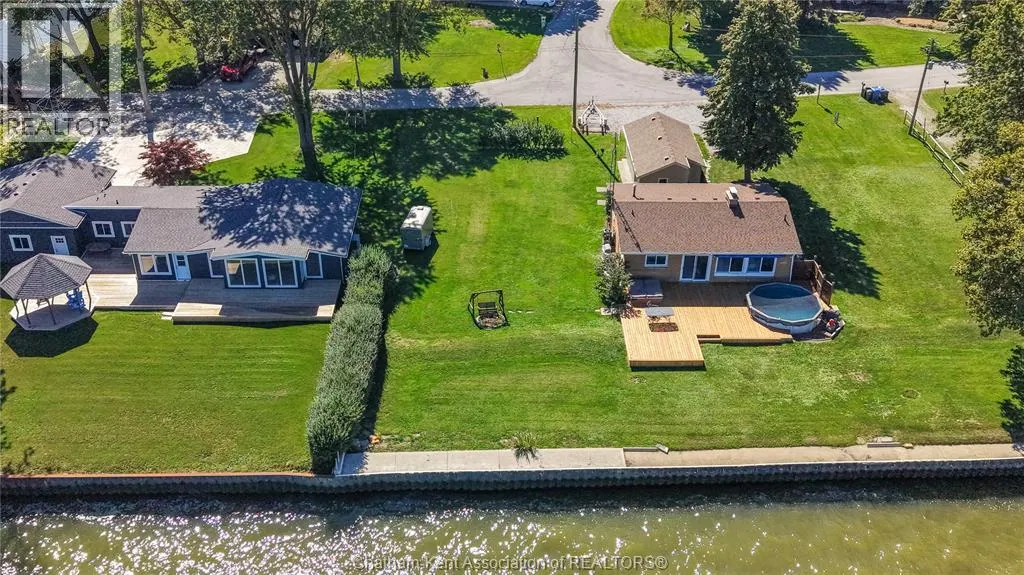 85 ISLAND CRESCENT