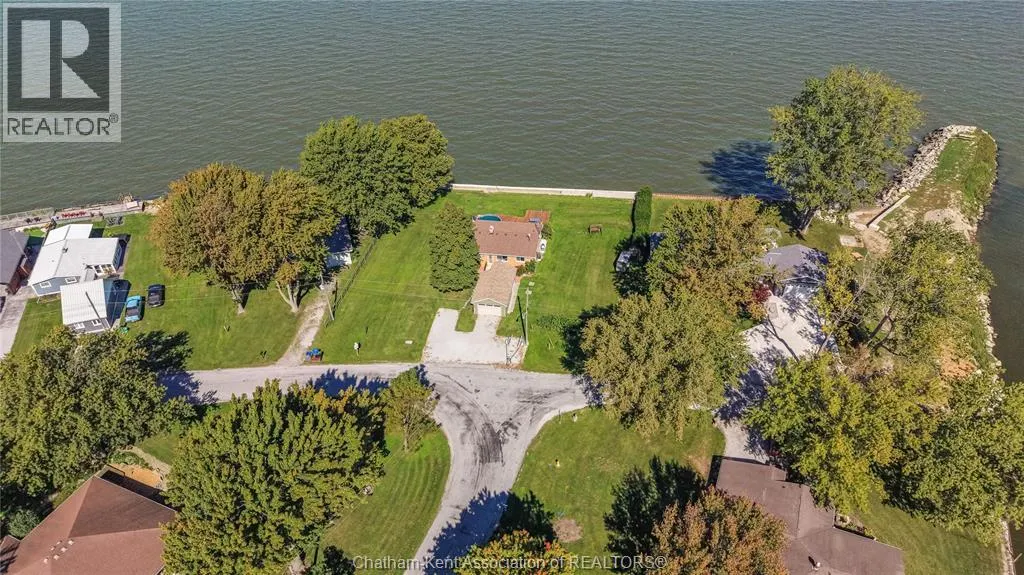 105 ISLAND CRESCENT