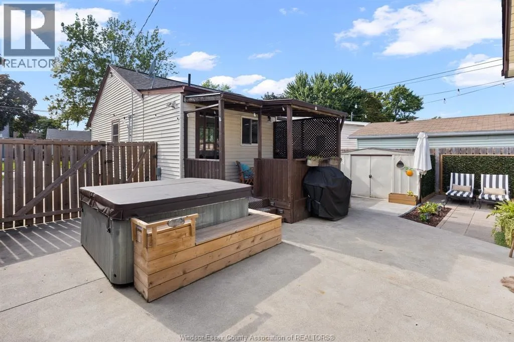 1734 WESTCOTT