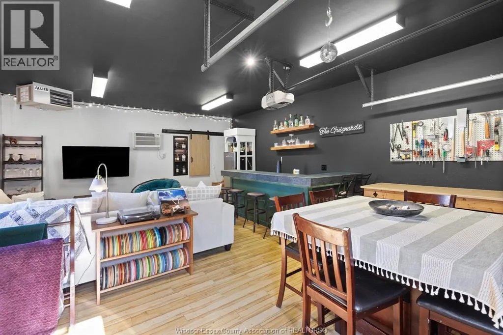1734 WESTCOTT