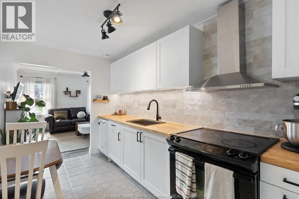 1734 WESTCOTT