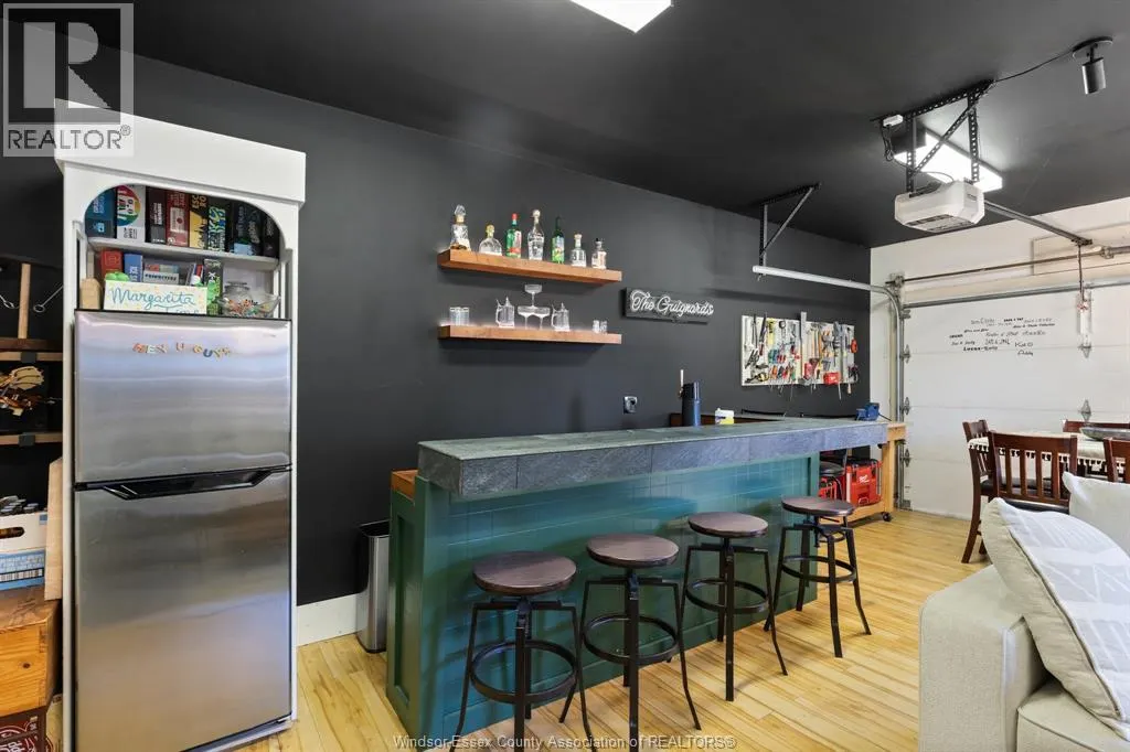 1734 WESTCOTT