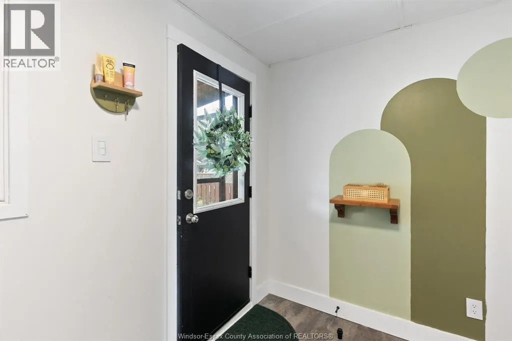 1734 WESTCOTT