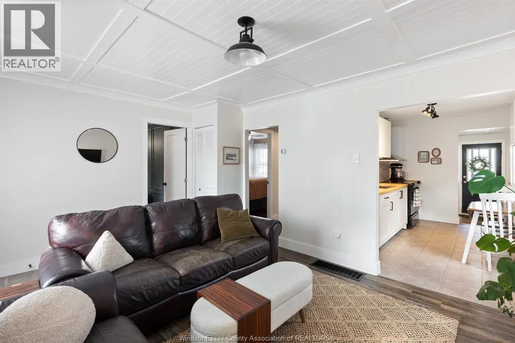 1734 WESTCOTT