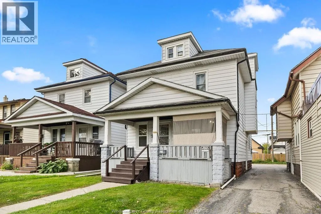 1539 HOWARD