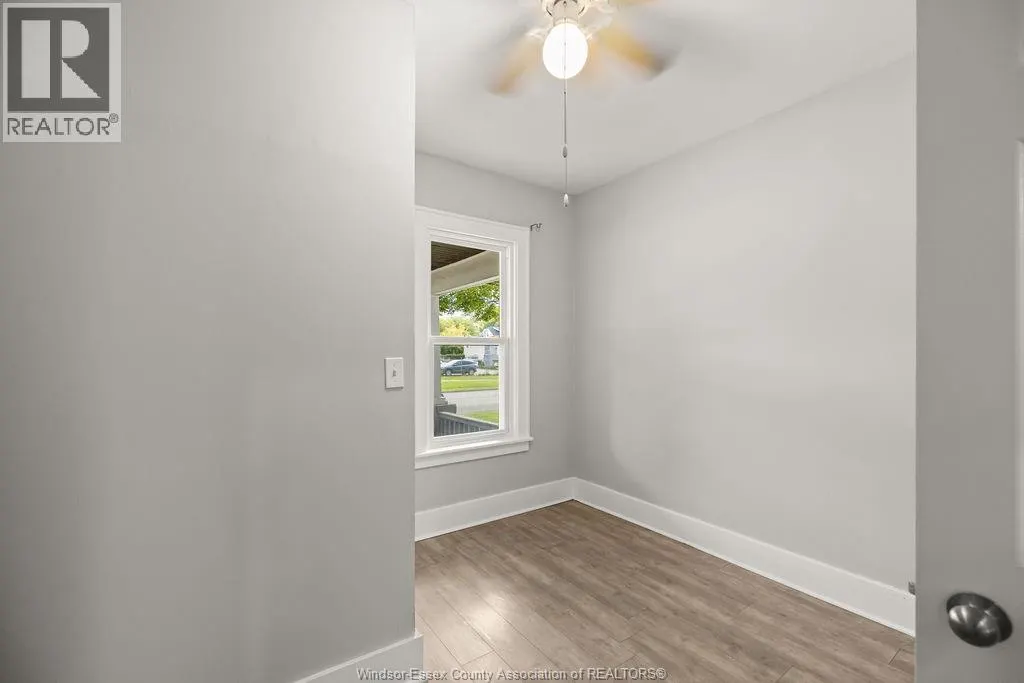 1539 HOWARD