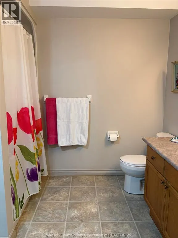24 ERIE GLEN CRESCENT