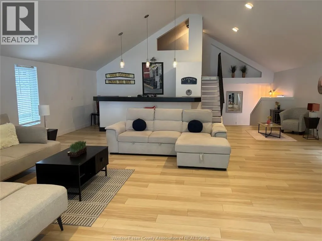 1646 PARK