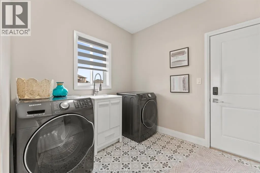 209 MULLEN CRESCENT
