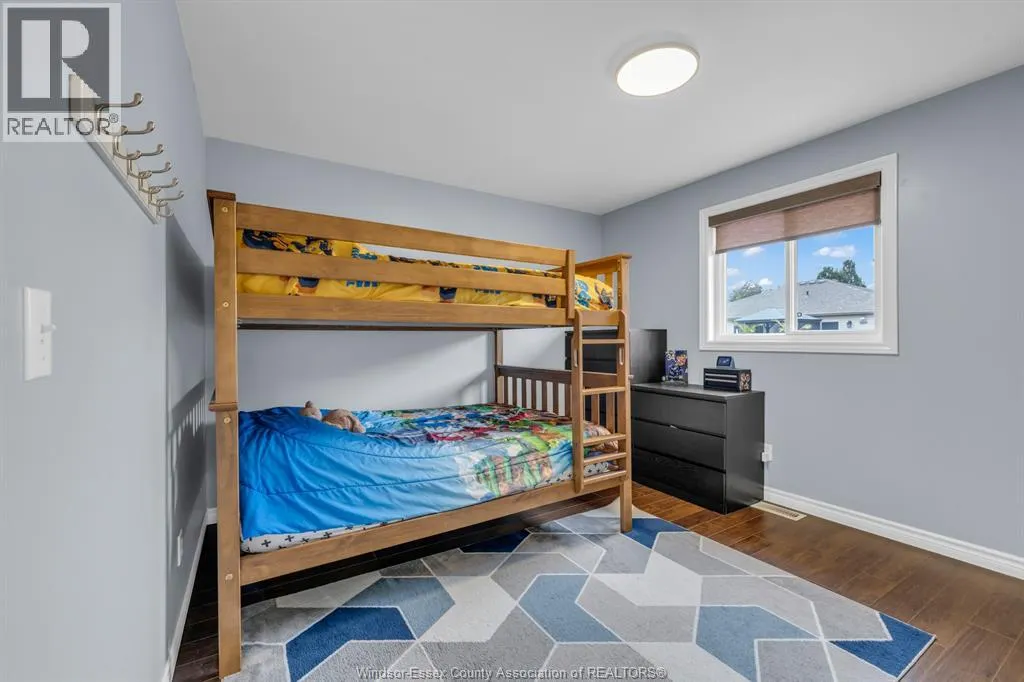 389 DONLON