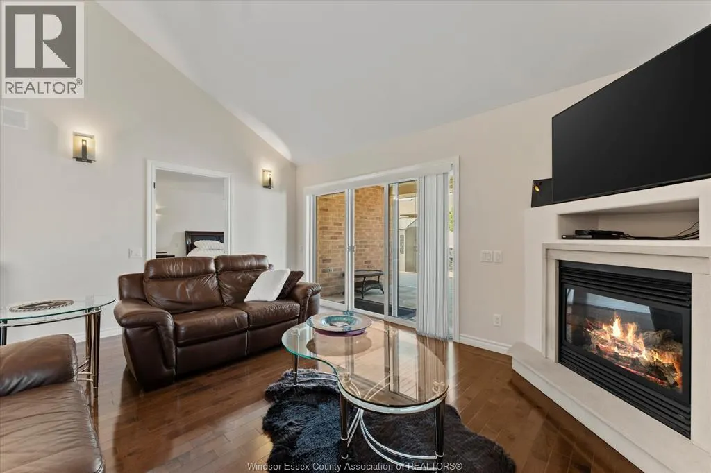 523 GOLFVIEW