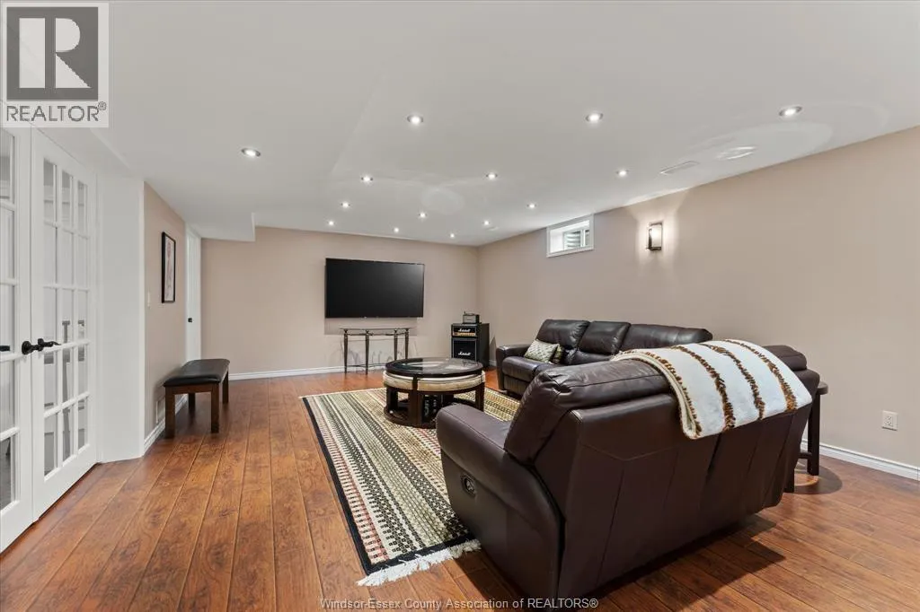 523 GOLFVIEW