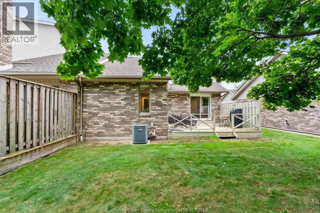 32 Cheyenne CRESCENT