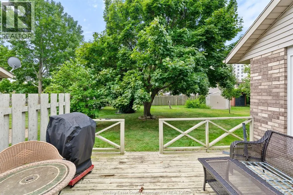 32 Cheyenne CRESCENT