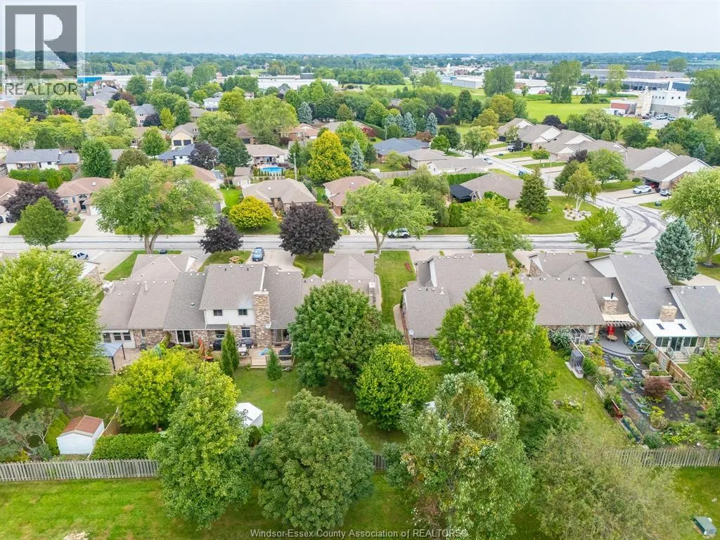 32 Cheyenne CRESCENT