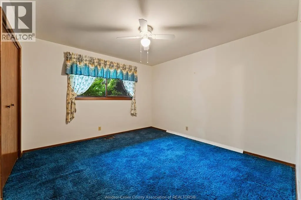 8605 SNAKE LANE