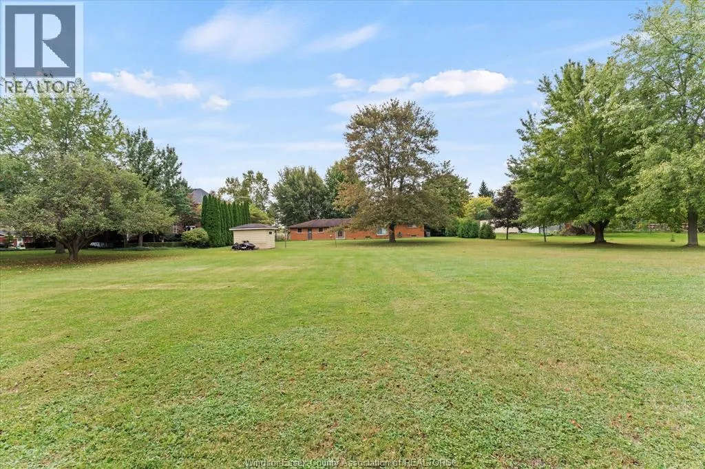 8605 SNAKE LANE