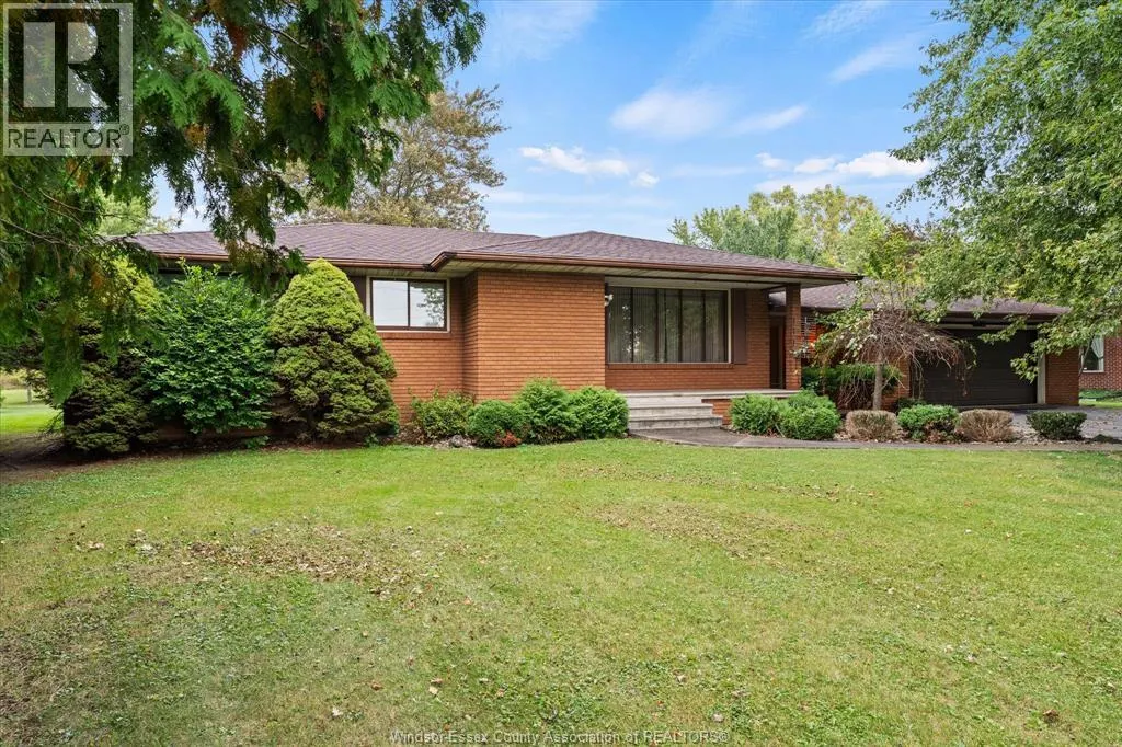 8605 SNAKE LANE