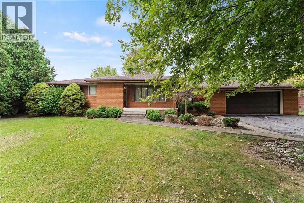8605 SNAKE LANE