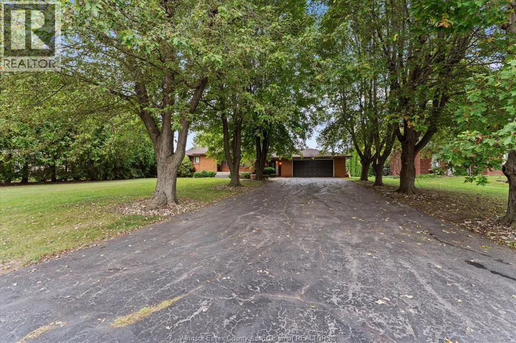 8605 SNAKE LANE