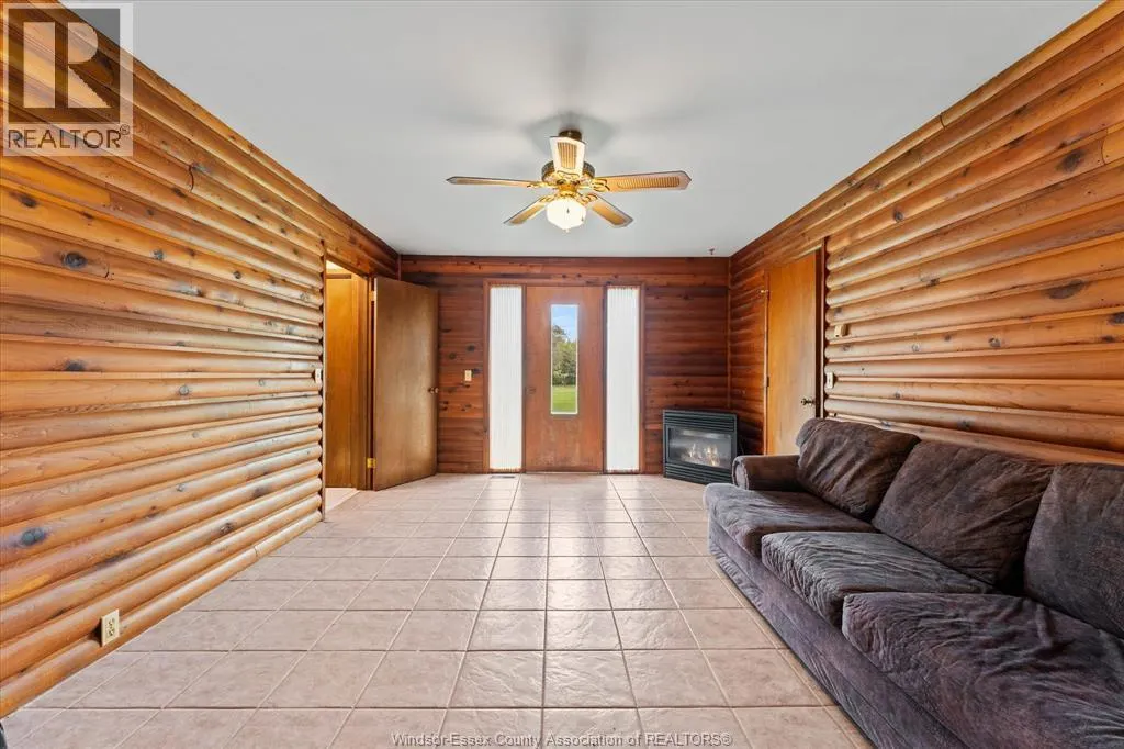 8605 SNAKE LANE