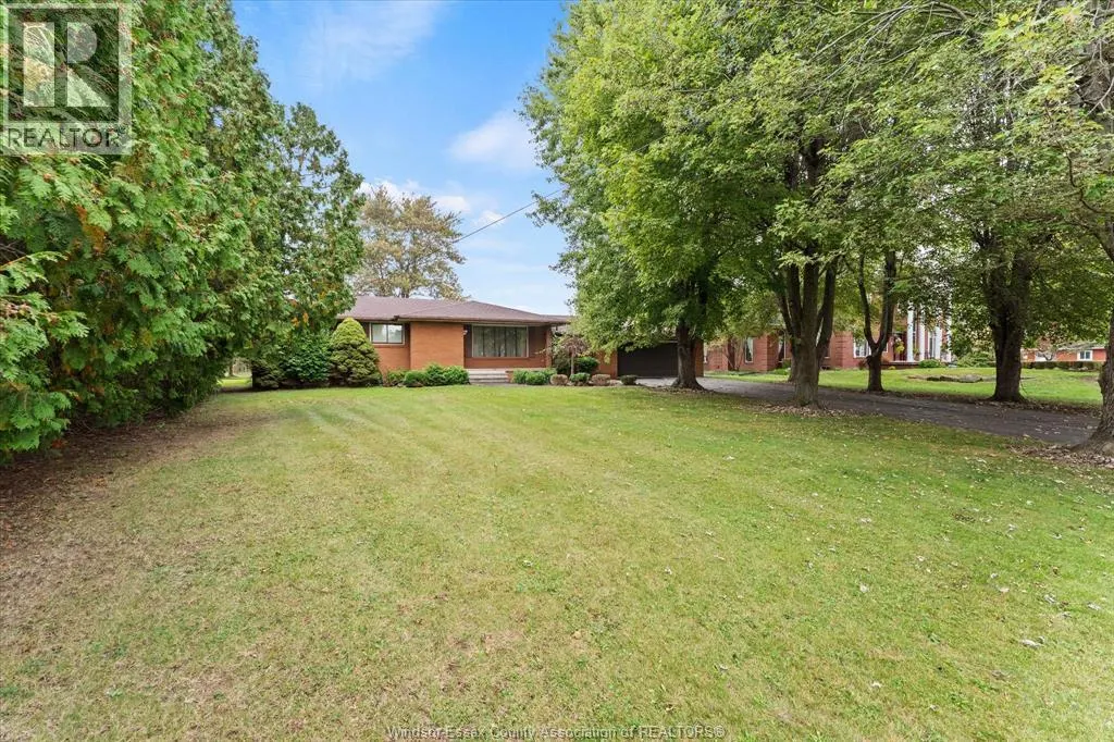 8605 SNAKE LANE