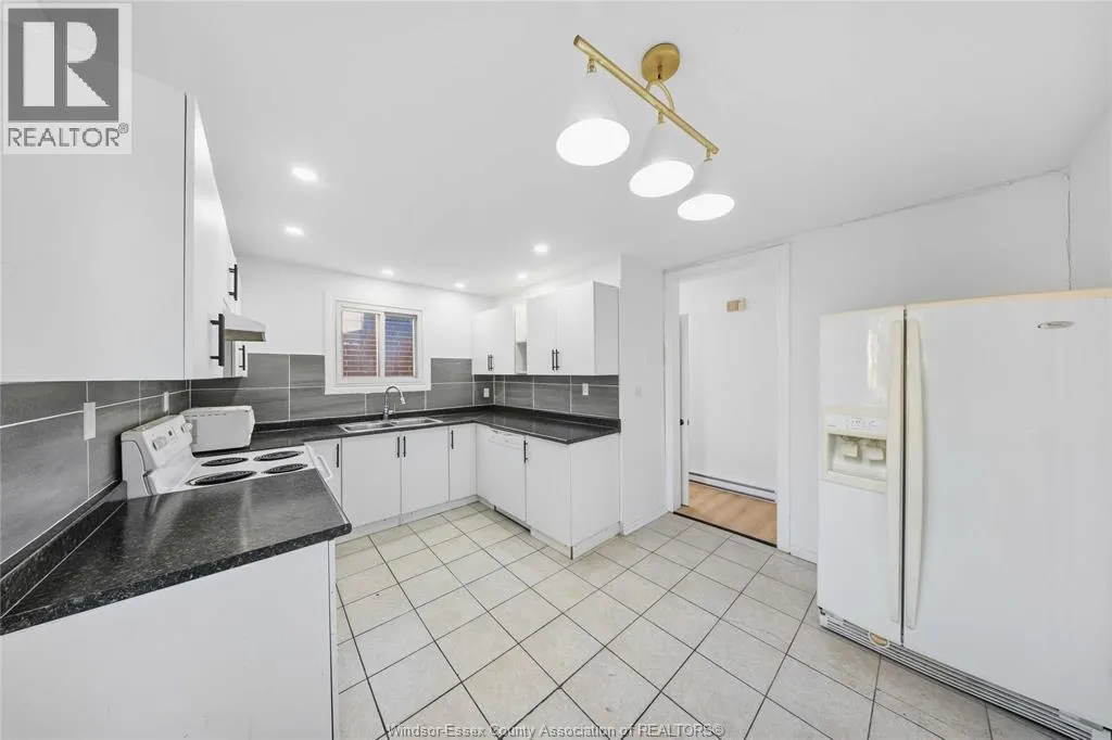 1341 ARNCLIFFE PL