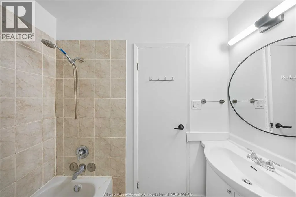 1341 ARNCLIFFE PL