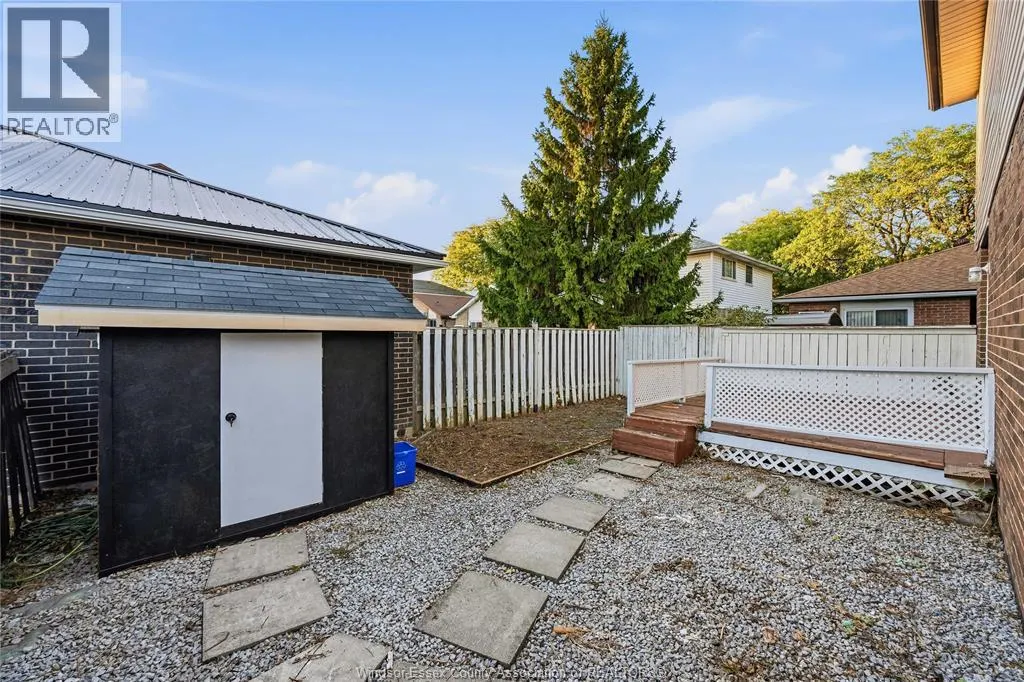 1341 ARNCLIFFE PL