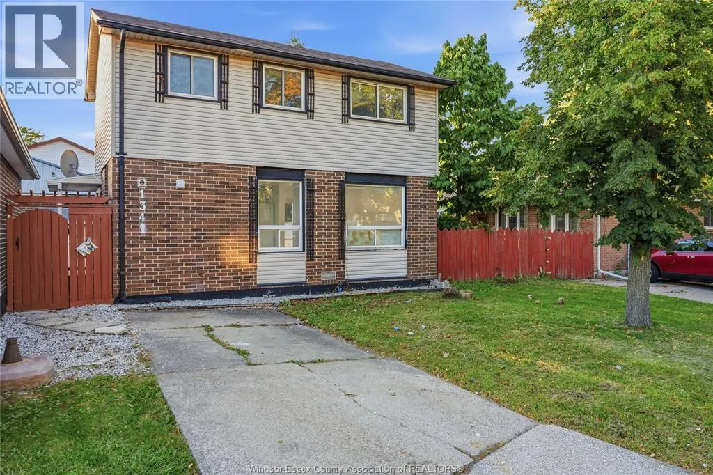 1341 ARNCLIFFE PL