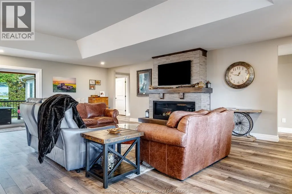 1568 Gore ROAD