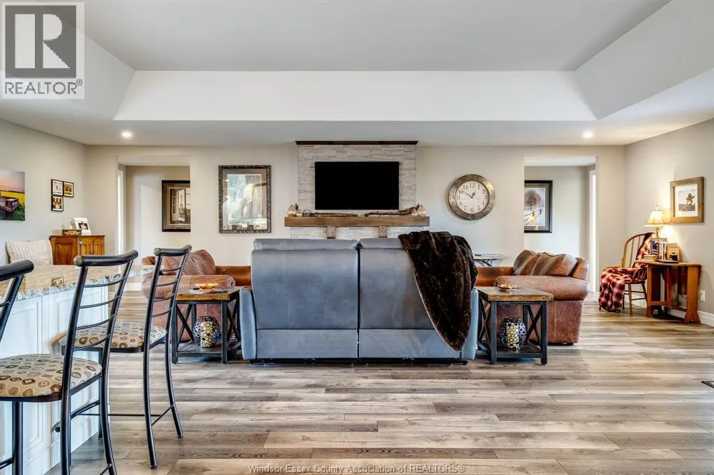 1568 Gore ROAD