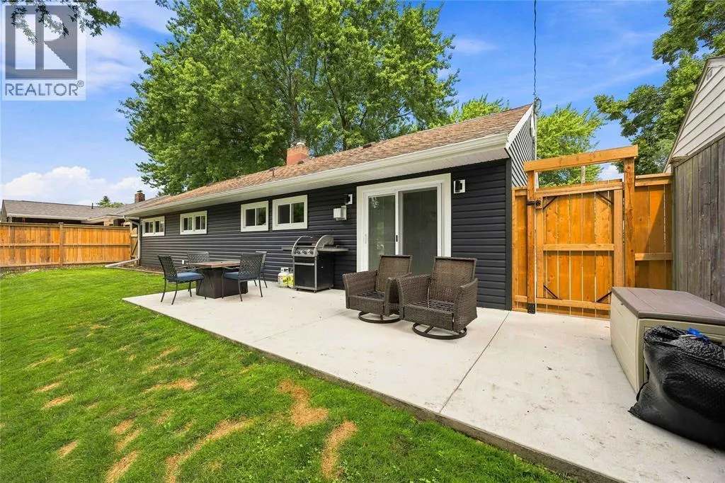 887 MCCAW STREET