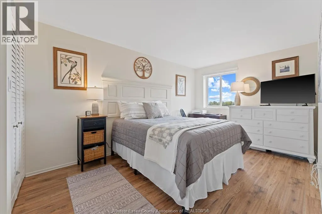 8591 Riverside DRIVE East Unit# 702