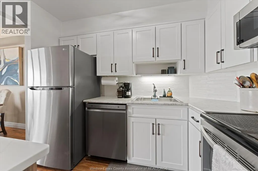 8591 Riverside DRIVE East Unit# 702