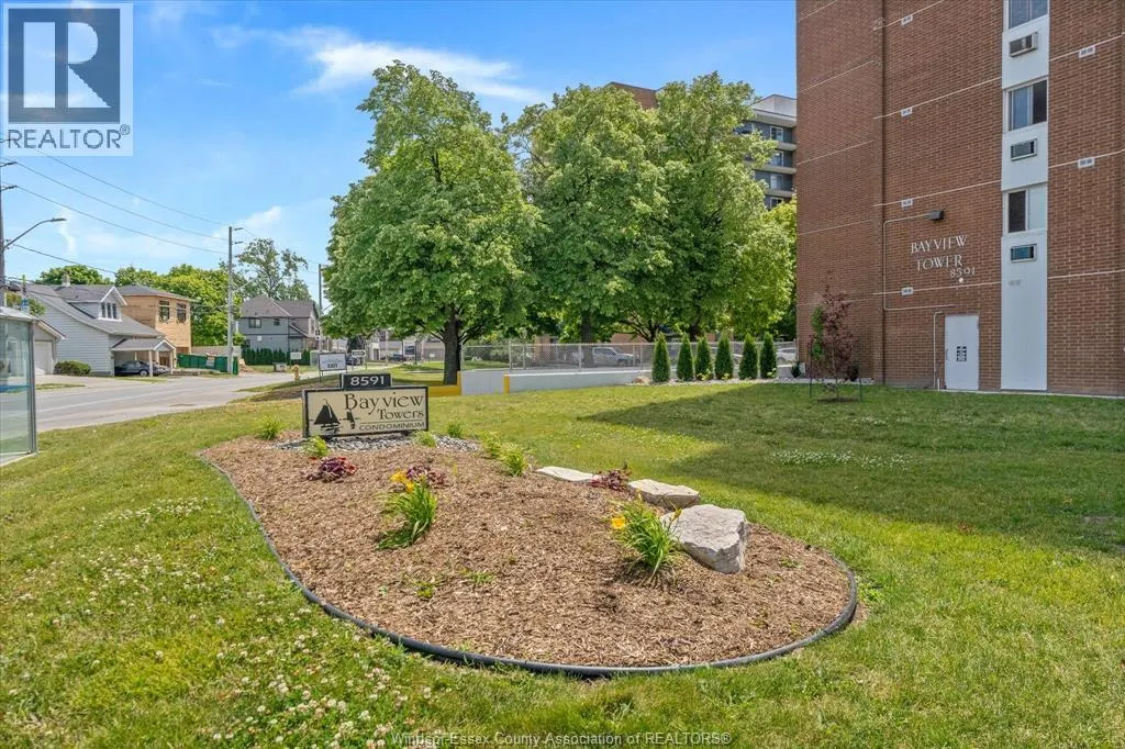 8591 Riverside DRIVE East Unit# 702