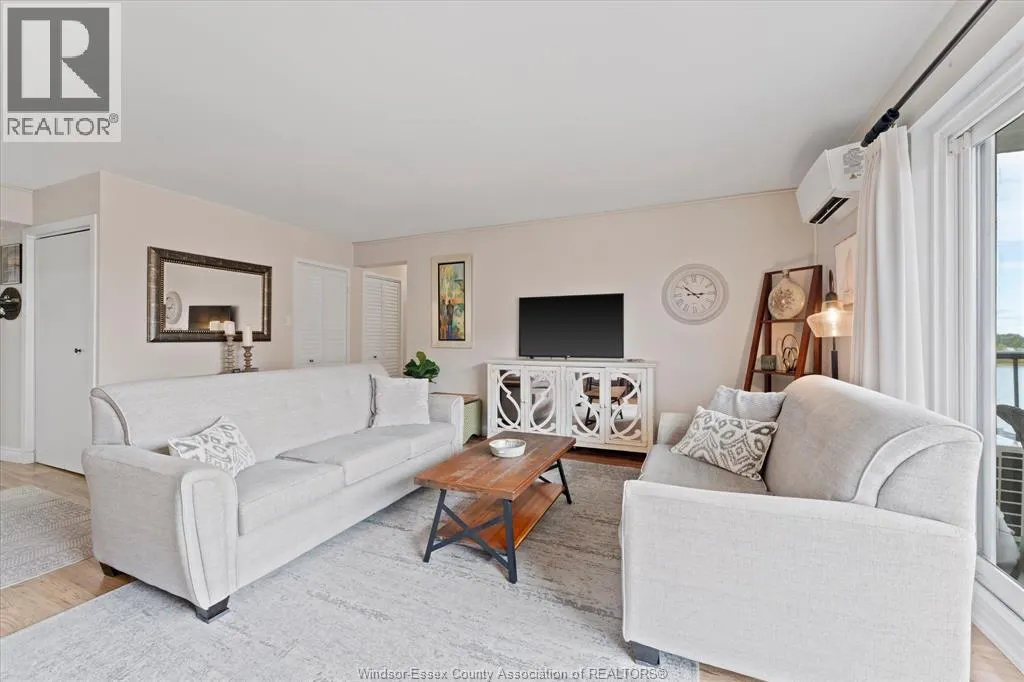 8591 Riverside DRIVE East Unit# 702